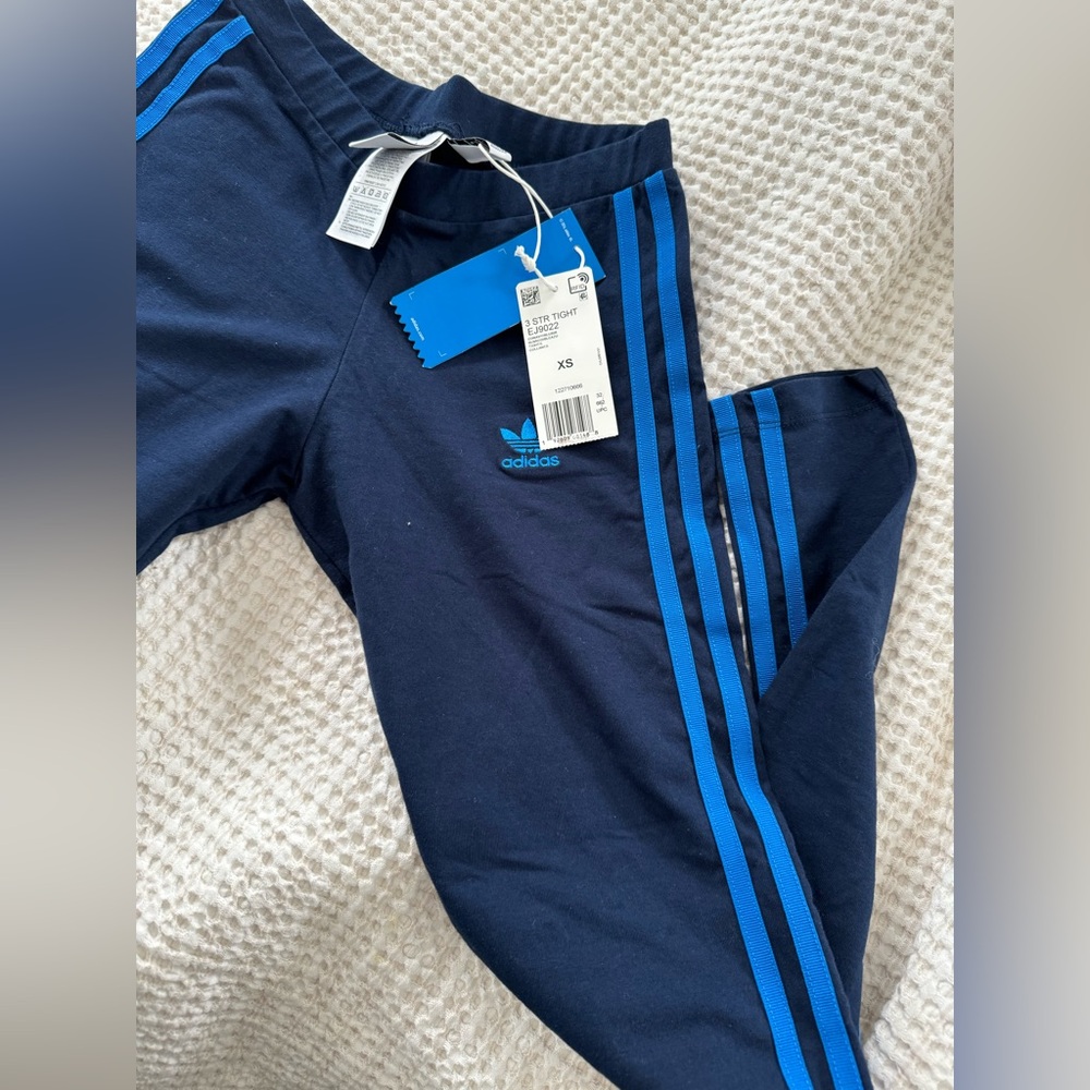 Adidas 3 stripe leggings